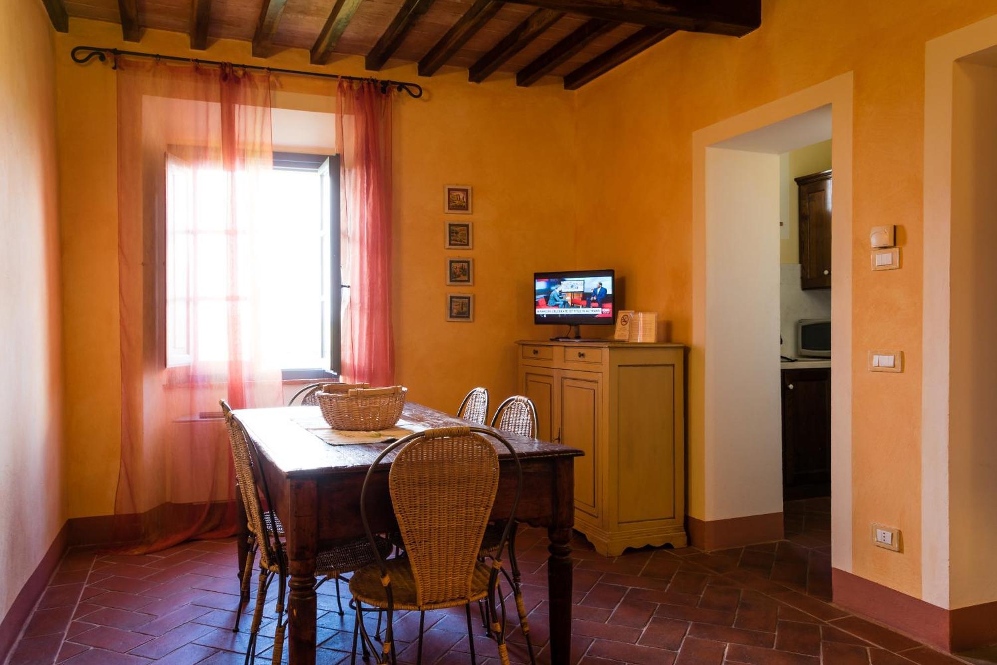 Il Borghetto Tuscan Holidays San Gimignano Room photo